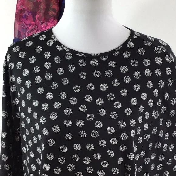 Clara SunWoo b/w polka dot top L - Picture 2 of 10